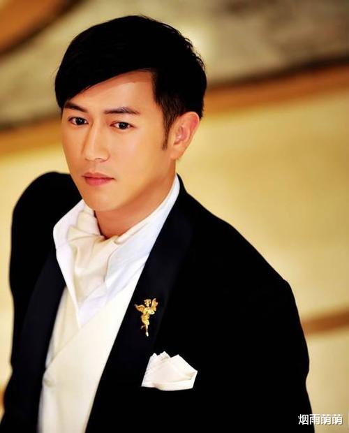 人物设定|看看那些瞎眼了的女主，男二又暖又帅，她偏偏喜欢丑的