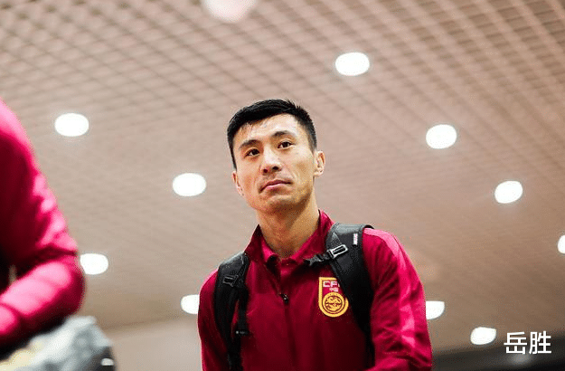 追梦|鲁能一只脚进入足协杯决赛，一人堪称防线大闸，有他国足何至于此