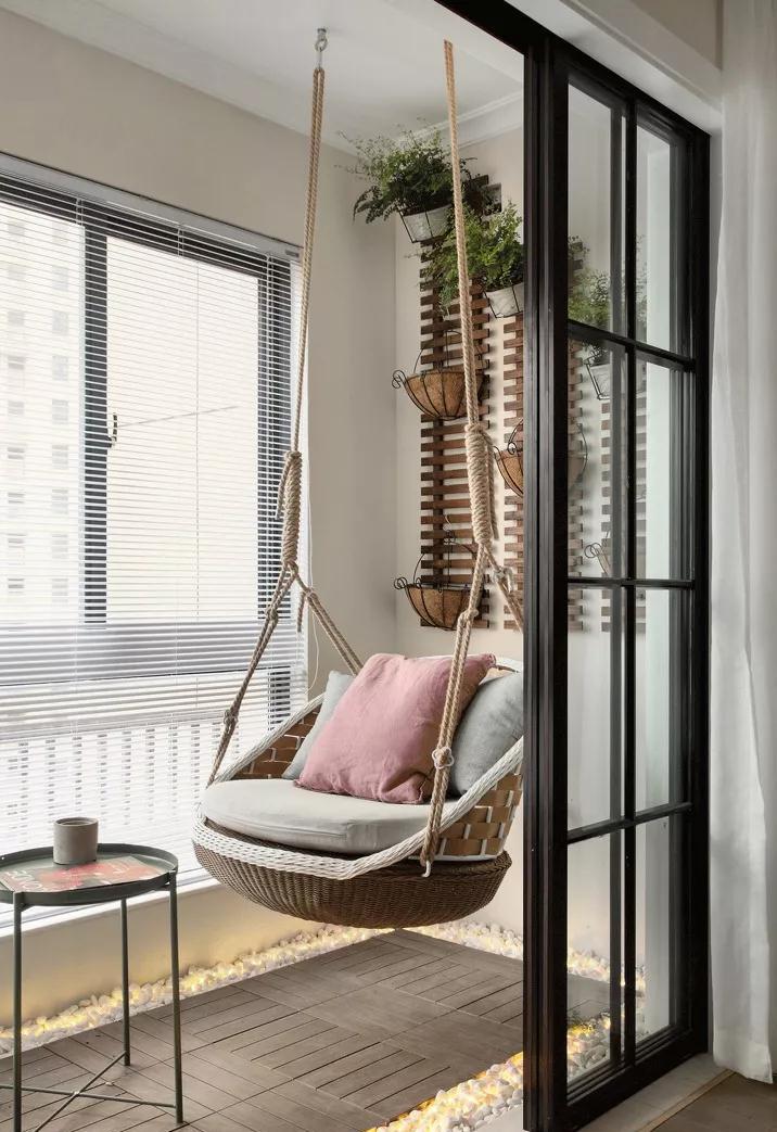 阳台门可以装修的时候不装,以后再安装吗?这样好不好?