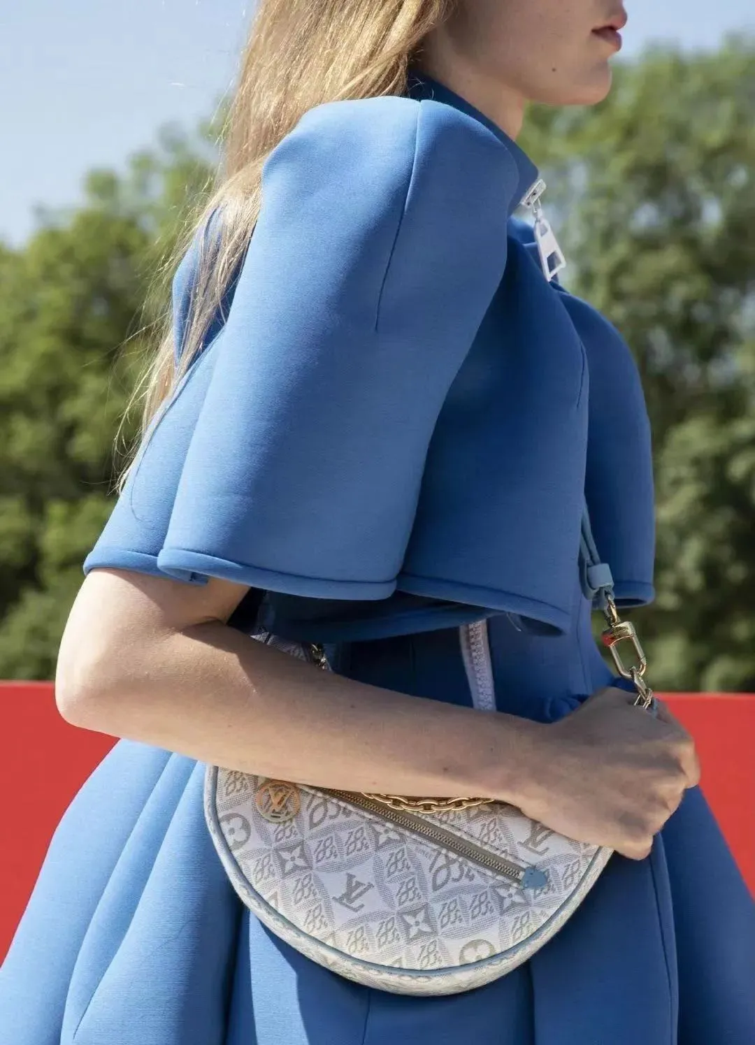 铭家匠遇|探秘2022路易威登早春秀的独特魅力,体验别样的灵感新风格!