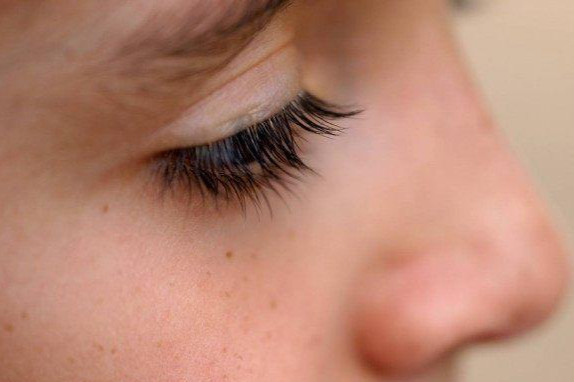 运动|肺好不好,看脸或许能知道!脸上若出现这4个表现,要警惕肺病“光临”