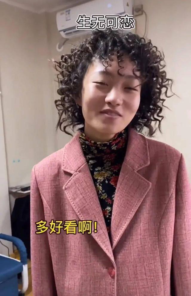 郭昶|邵雨轩4000万粉丝，不卖货不开小黄车被赞清醒？朋友，喝多了吧