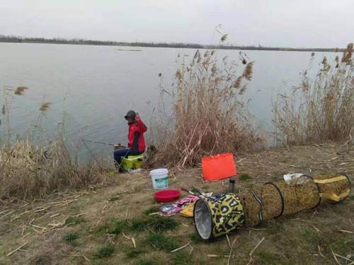 |冬季打窝聚鱼慢，发窝迟，不妨试试这三招，鱼口说来就来