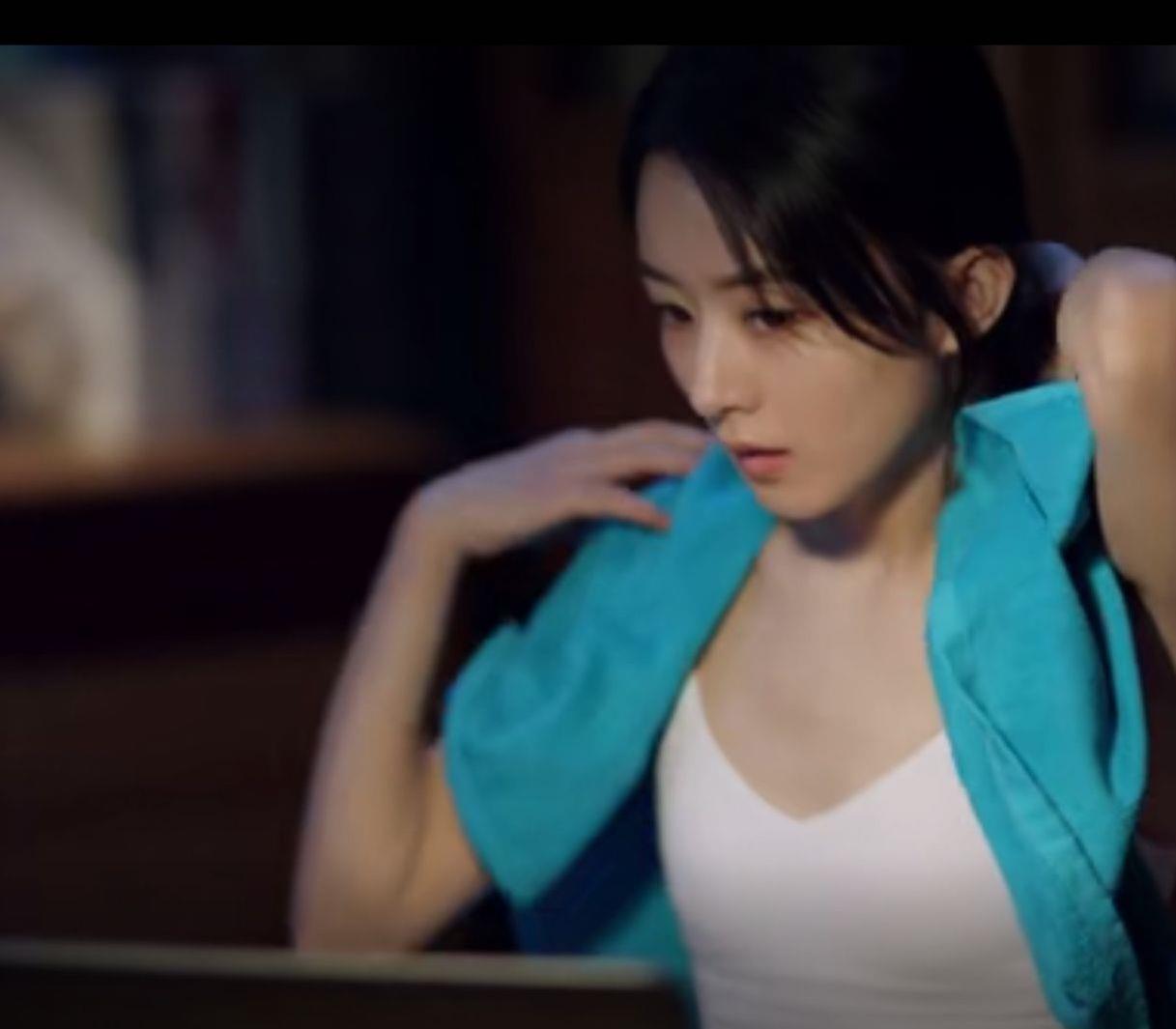 赵丽颖|2021年的影后，一定要颁给赵丽颖，她把悬疑剧女主角演活了