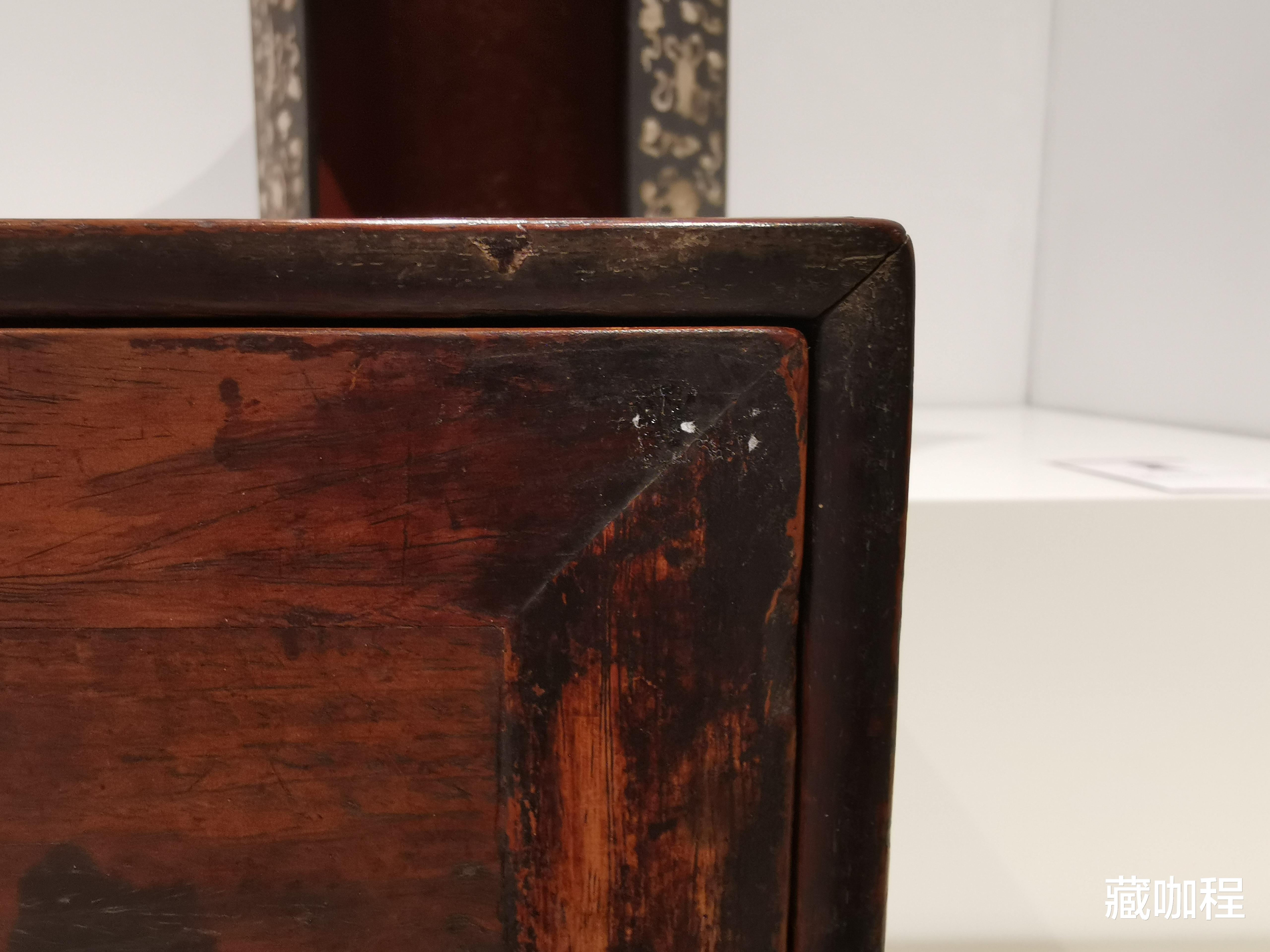 |铜包角、全隐燕尾榫，极简黄花梨插门式药箱