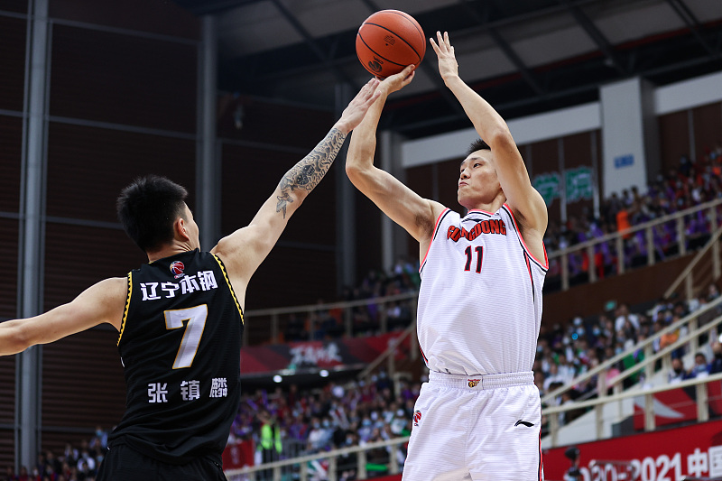 廣東男籃|奇兵！20分鐘13板正負值15，廣東隊“臨時工”成總決賽X因素