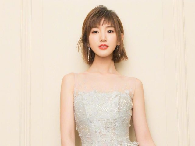 毛晓彤|女演员网络影响力排行榜，毛晓彤第3，榜首是颇具热度的她