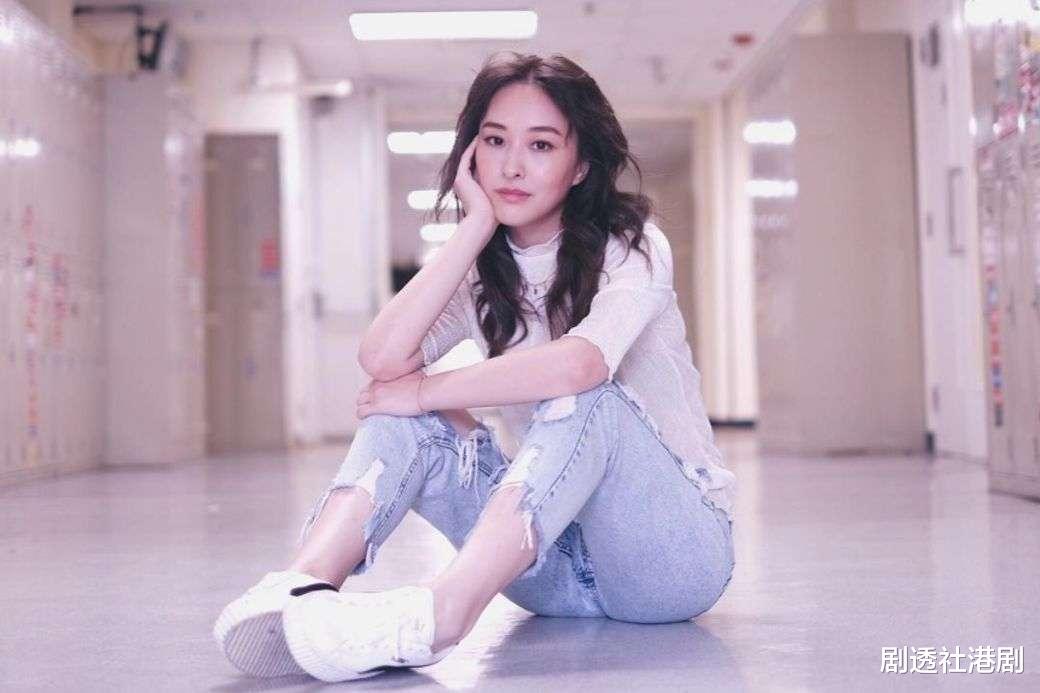 不要抬头|TVB宅男女神成新一代“绯闻发电机”，合拍剧中挑大梁获高层力捧