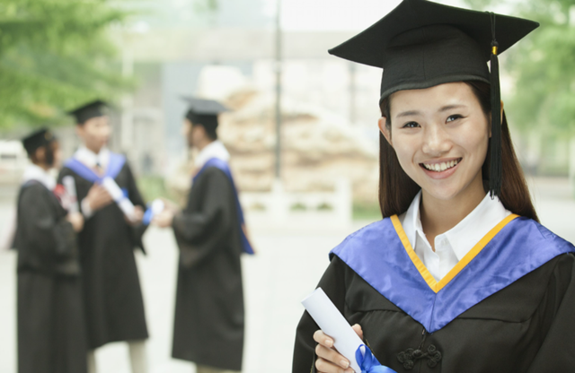 本科生|本科生公认，“最具幸福感”的5大职业，教师、公务员全部落榜