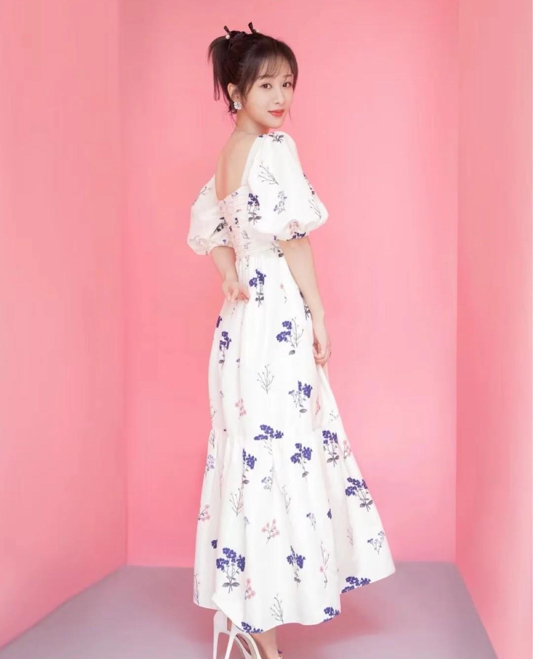 穿衣搭配|早秋更适合穿连衣裙，看看赵丽颖、乔欣、杨紫怎样穿搭，简单优雅