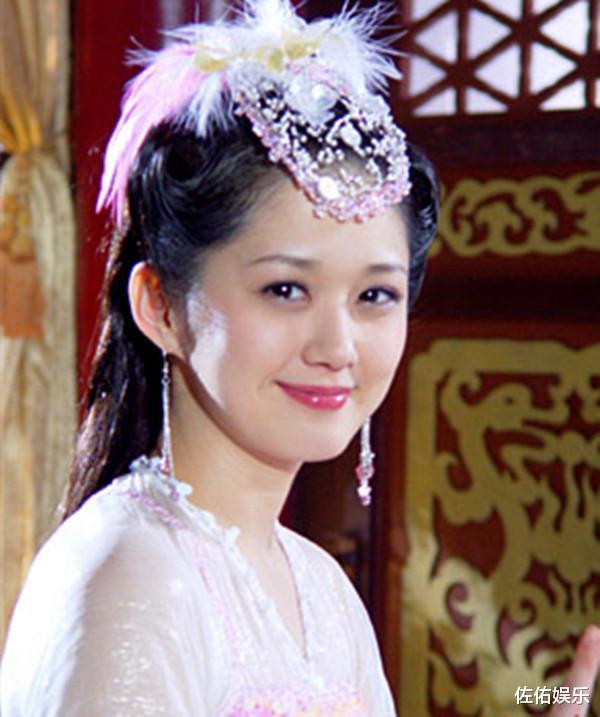 张娜拉|张娜拉新年发文送祝福，表态会成为好演员，40岁依旧少女感满满