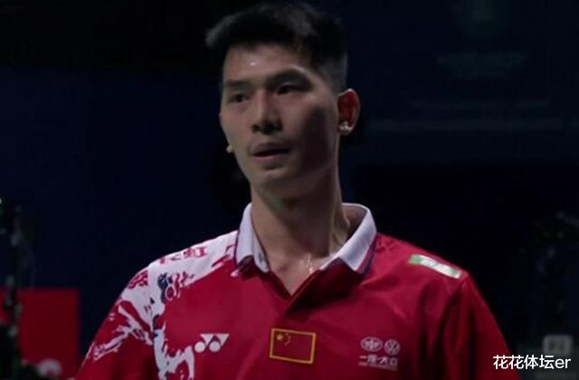 赵俊鹏|2-1！国羽男单独苗晋级8强，大种子全出局，决赛之路仅剩1场硬仗