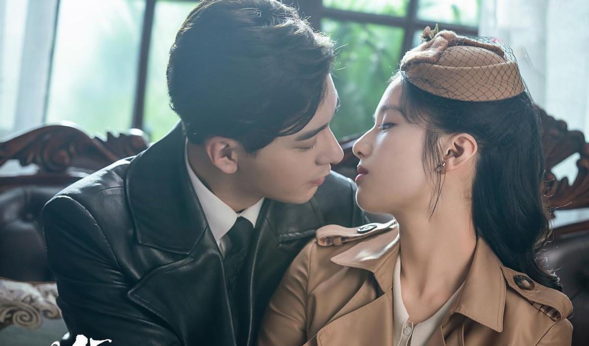 杨洋|新古偶甜宠剧来袭，冷面男神爱上元气小红娘，逗趣甜蜜引人期待