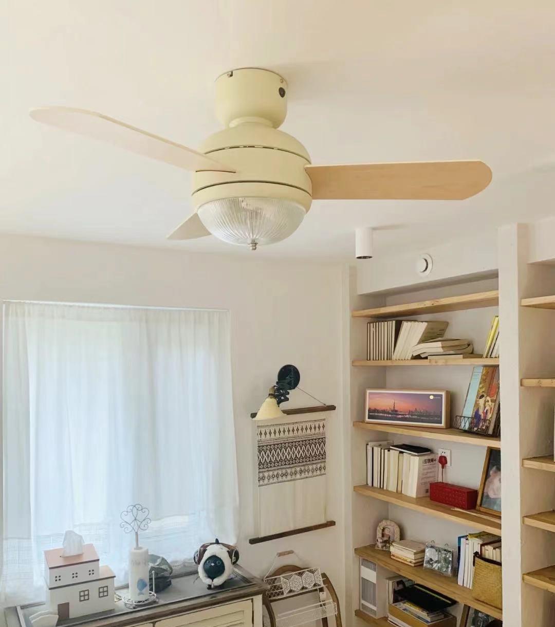 参观了这个家,才明白什么叫高雅,全屋大白墙,竞没有一丝的俗气