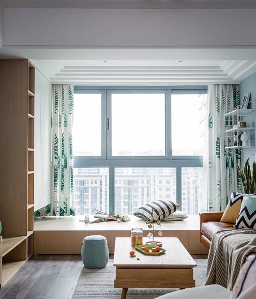 装修新灵感,一进客厅被“窗边地台”迷住了!卧室最温馨,赞!