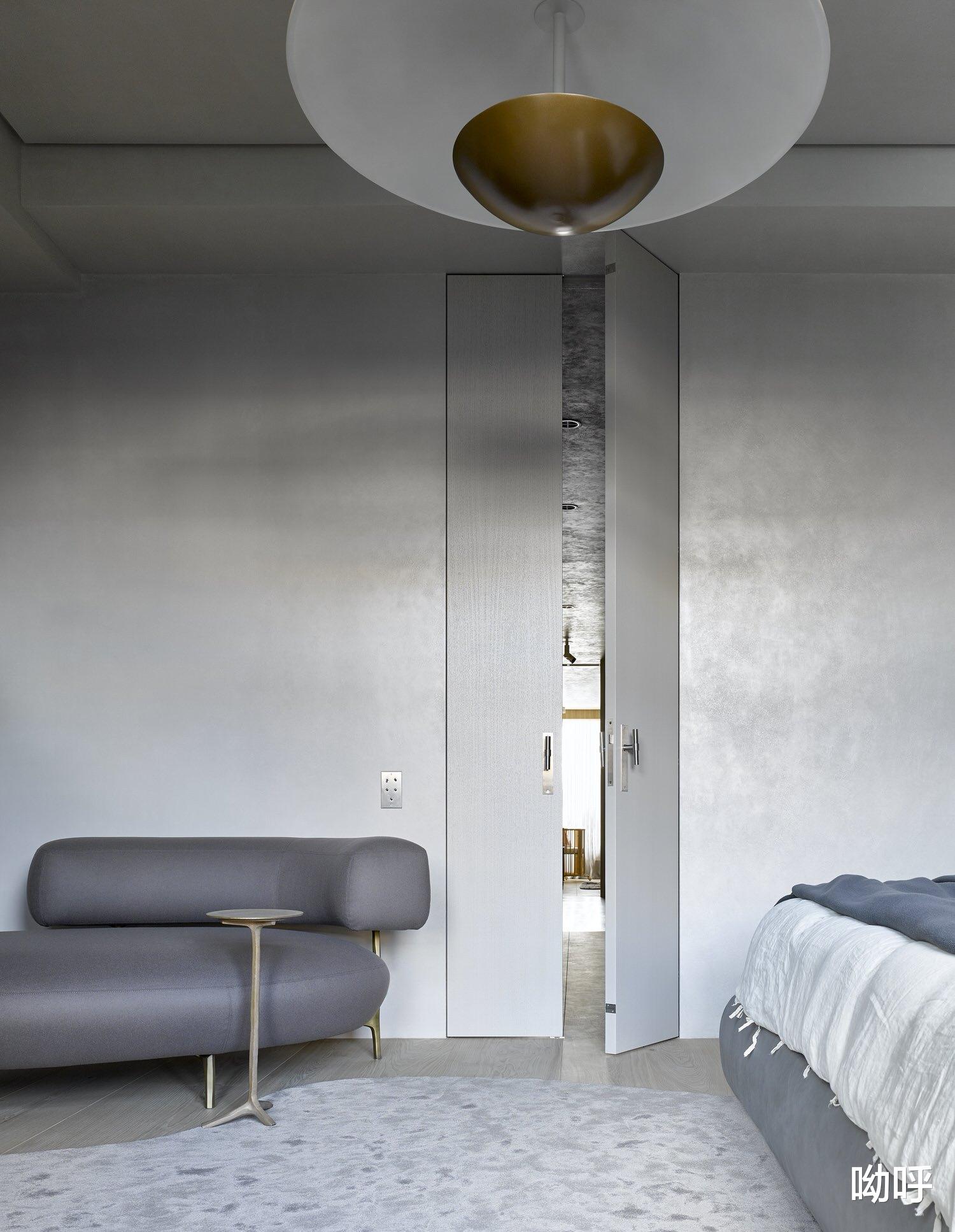 永恒的精神:莫斯科工作室公寓