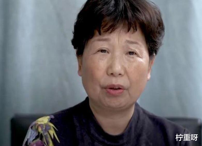 柠重呀 杜新枝直播翻车后续来了!九阳称未与对方签合同,网友抱怨不发货