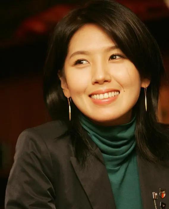 李恩珠|娱圈故事：与梁朝伟相互欣赏，25岁殒命于偏见，漂亮的李恩珠