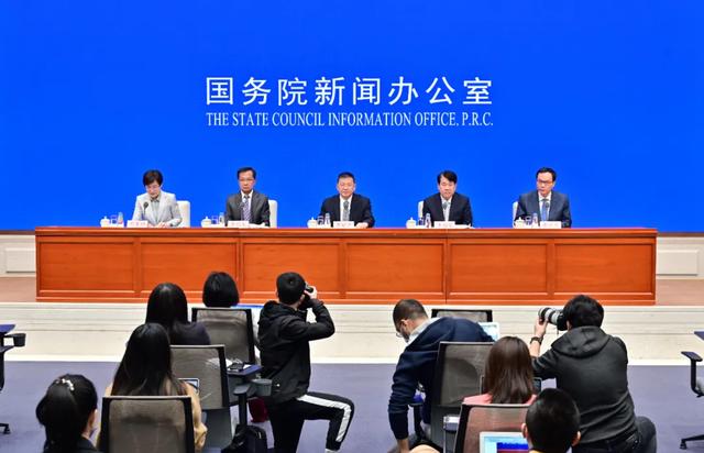 交易 国家能源局：推动可再生能源成为碳达峰碳中和主力军