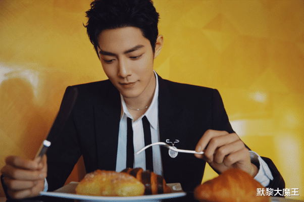 肖战|“人气”男演员大洗牌，任嘉伦第6，肖战仅第2，榜首堪称新晋顶流