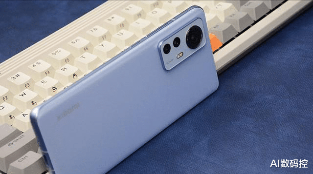 小米科技|苹果强对手来了,5分钟销售额破18亿,6.28英寸+骁龙8 Gen1