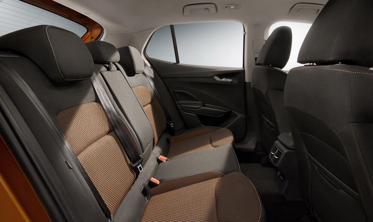 斯柯达晶锐|城市小巨人斯柯达Fabia代步出行还算方便