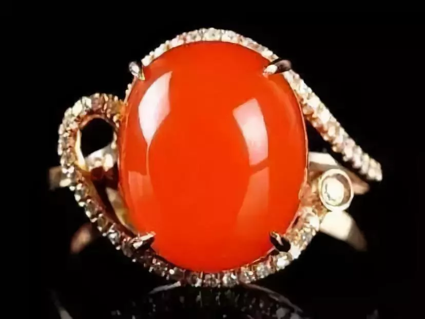 翡翠|翡翠的六大色系，每一种颜色都有自己独特的意义