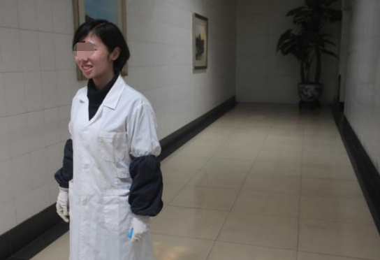 |殡仪馆上班的女人胆子有多大?当事人自嘲:丈夫不愿吃她做的饭