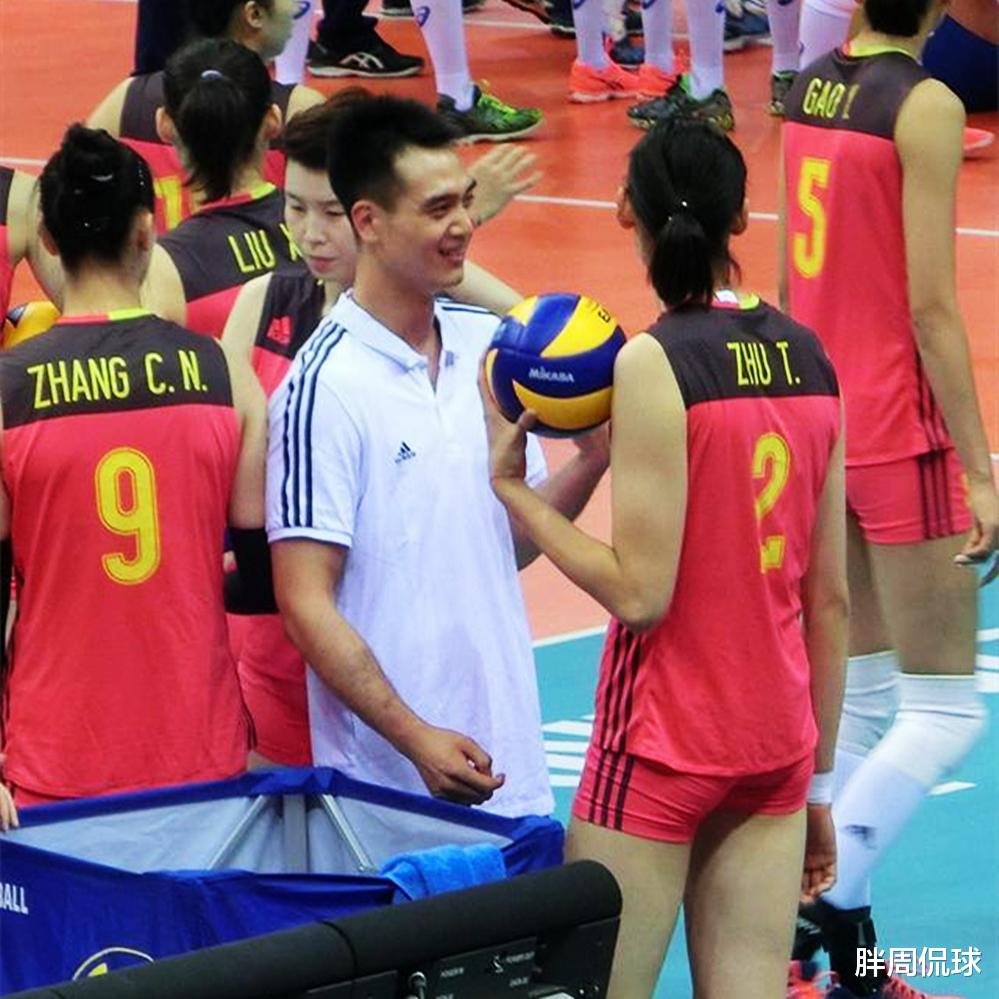 朱婷|朱婷緋聞男友現身訓練場，中國女排奧運爭金加碼，郎平雙手贊成