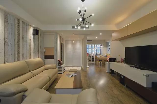 |110m2新房装修，一进门就被卡座餐厅吸引了！有条件我家也装一个