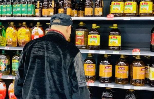 |储存生活必需品，最该买的4类食材，应急又营养，耐储存不怕坏