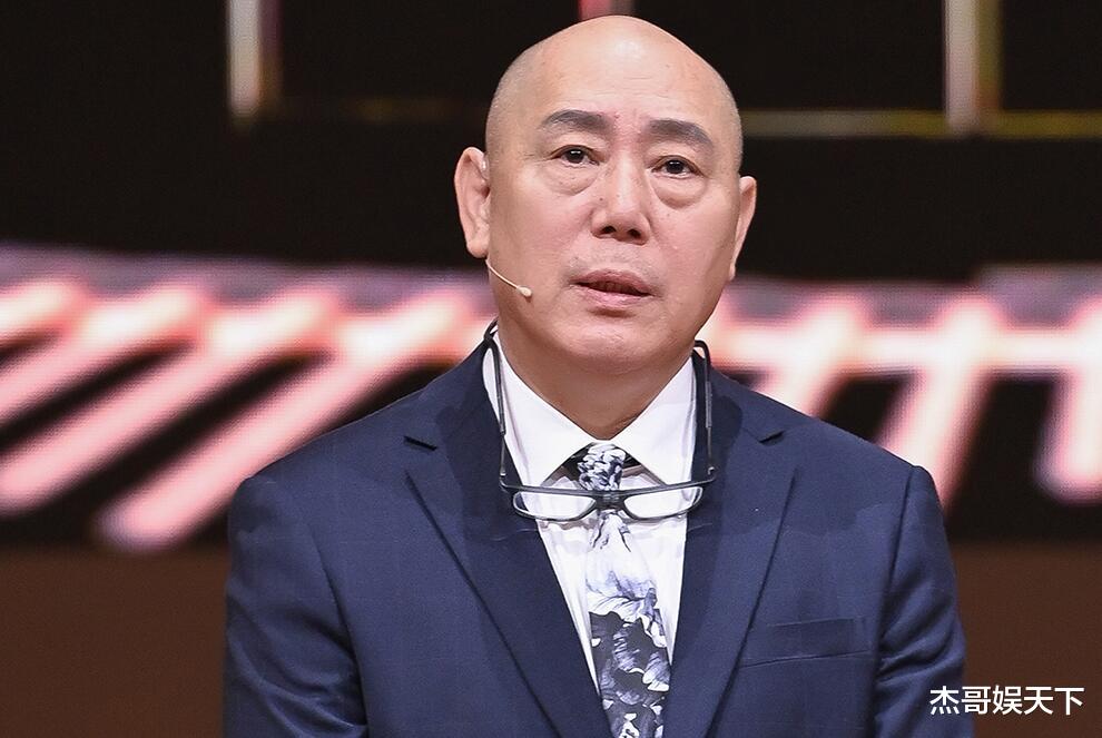 李成儒|《导演请指教》有人倚老卖老，有人投机取巧，只有1人全程尴尬