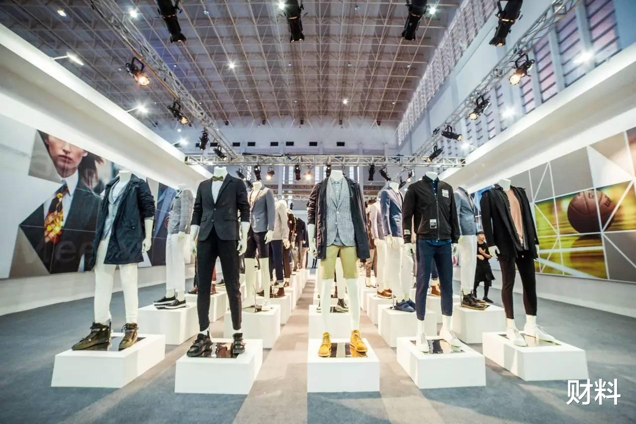 七匹狼 又一男装巨头“麻烦了”？市值跌幅高达82%，如今已关店上千家