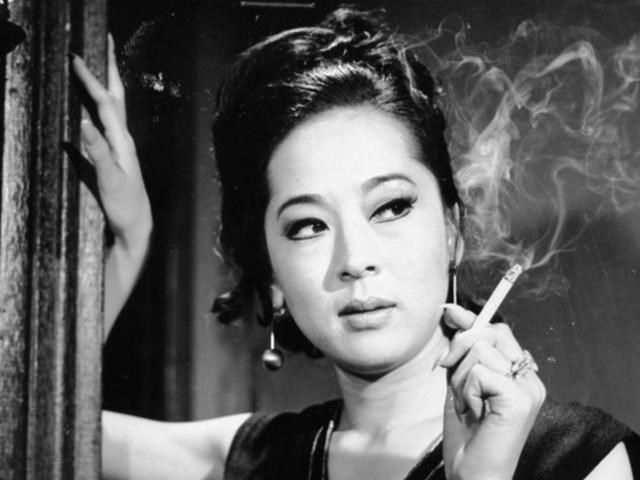 伯德小姐|这位韩国女星四婚四离！她对爱情还剩下什么期待？