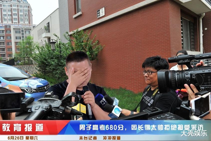 岳云鹏|在恶搞师傅这个事情上，岳云鹏的徒弟冲冲从来没输过