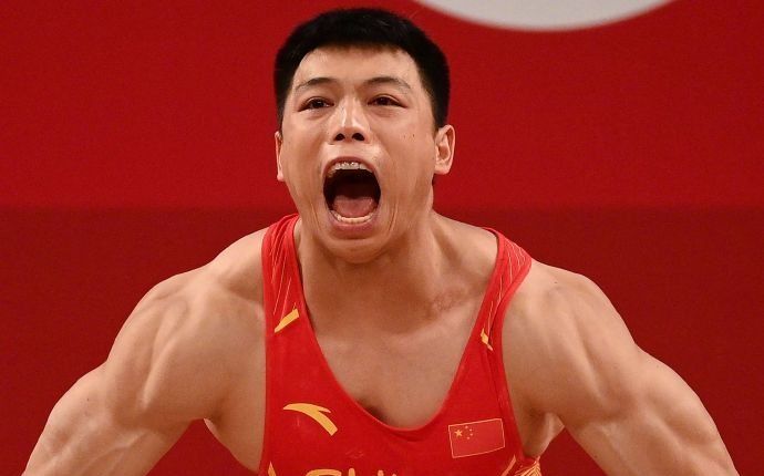 雷霆队|为何奥运冠军谌利军还是特困户？为何娱乐明星扭扭屁股就能赚上亿