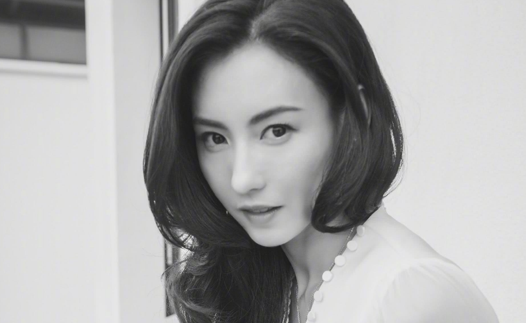 张柏芝|曾与章子怡交恶，后被向太捧红又与其反目，张柏芝真不懂感恩？