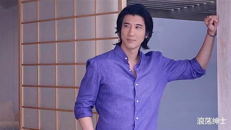 秦岚|王力宏11点前隔离出关，又成功躲掉记者？S Hotel：退房的人已离开