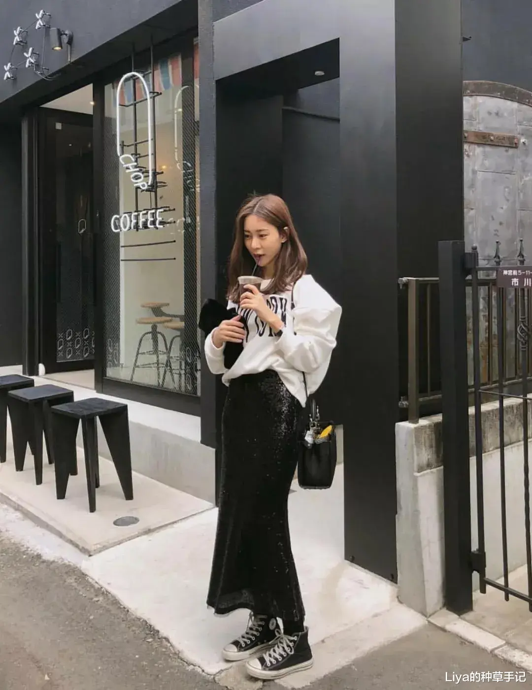 Liya的种草手记 卫衣 + 半裙 = 好看 + 高级