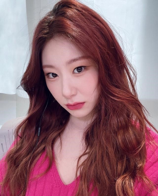 任嘉伦|ITZY走了Gfriend的老路，转型不彻底回头炒冷饭，不能没有新鲜感