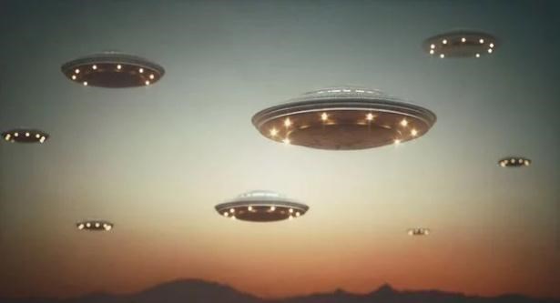 外星生物 南极存在“巨大秘密”?海军发现很多不明飞行物,难道是外星人