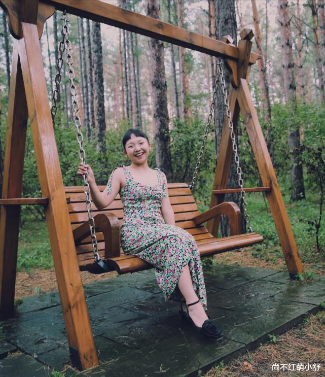 尚不红萌小舒|辣目洋子“胖”得自信,穿吊带裙秀身材,超120斤却成美人酥