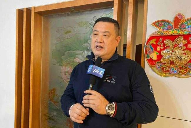 山东男篮|徐长锁27分惨败，山东男篮调整教练组，两大功勋教头出山抵达赛区
