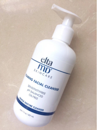 茄子|五款公认好用的洗面奶，难怪别人都是明星脸，看看你在用吗？