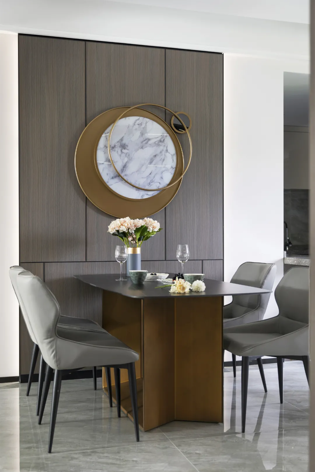 设计师|148㎡现代轻奢风,黑白灰咖的高级精致生活!