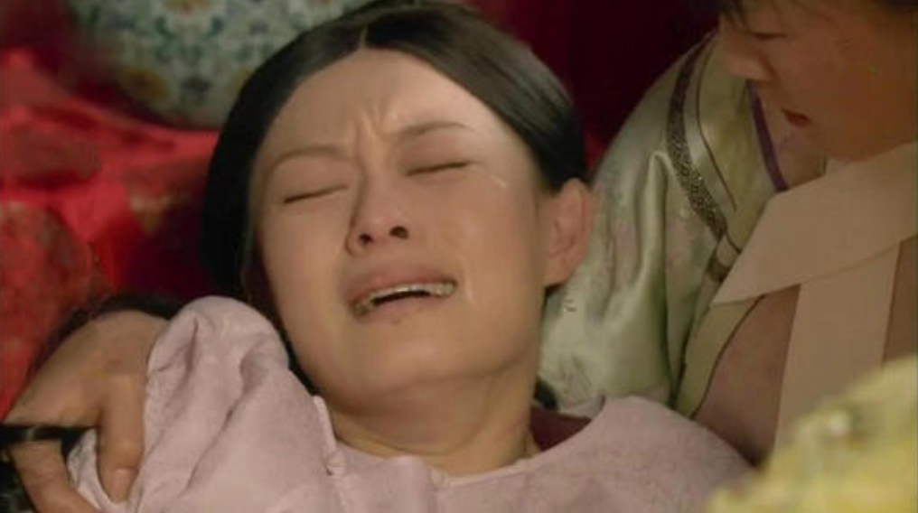甄嬛|安陵容到死都想不到，为何自己小产甄嬛捂住鼻子，苏培盛却清楚！