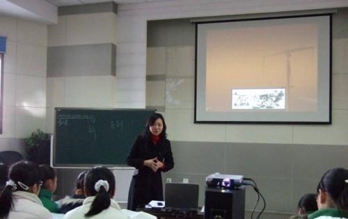 莱蒂齐亚|教师不上早晚自习，被有关部门约谈，网友对此热议