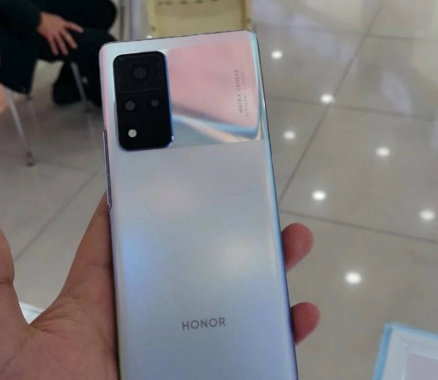 50倍变焦 麒麟990,这才是最值得买的荣耀手机?