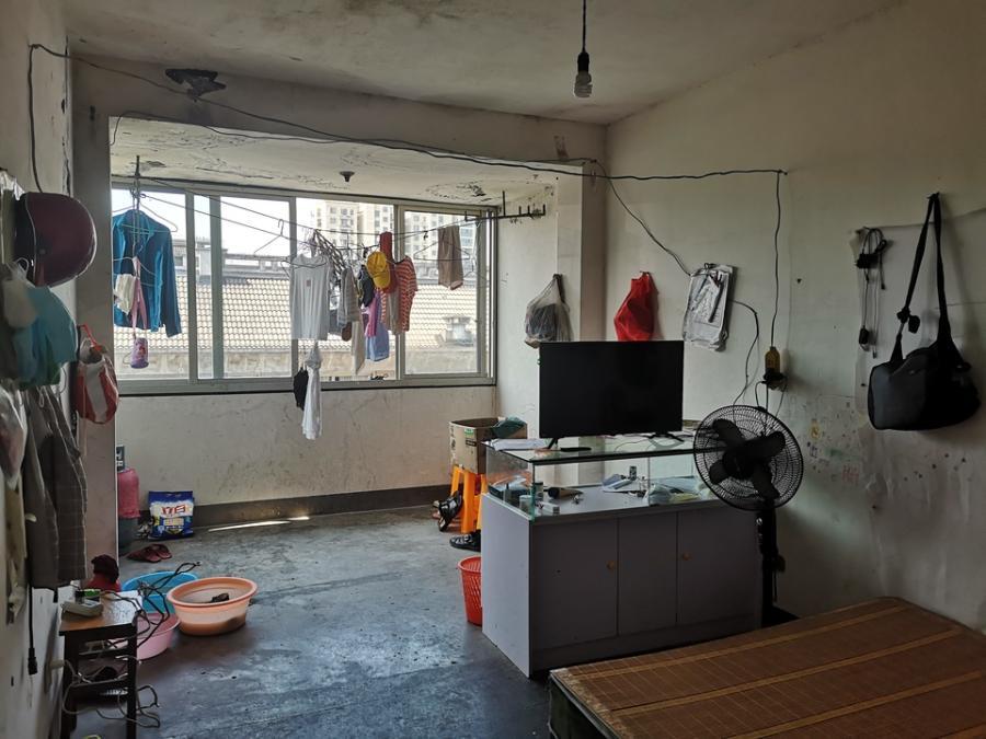 银行|再次流拍，近日浙江，绍兴市一套129万的住宅，降价57万没人要