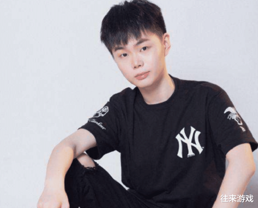 寂然|寂然打上巅峰28名，随后查看诸葛亮国服榜单，1句话让众人炸锅！